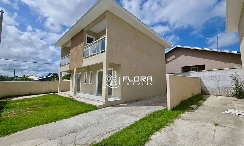 Casa Com 2 Quartos À...