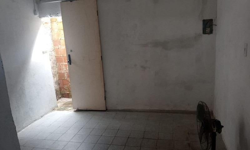 Casa Para Alugar...