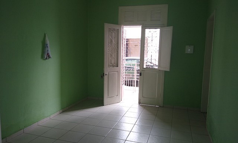 Casa Em Excelente Lo...