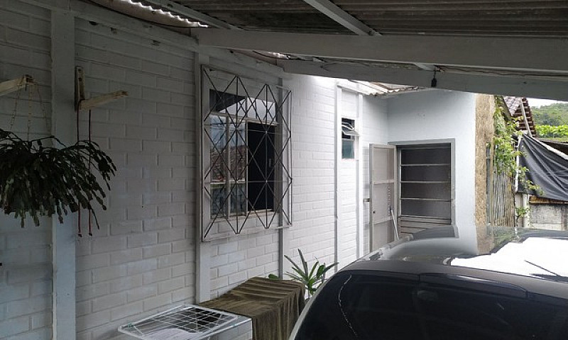 Vendo Casa...