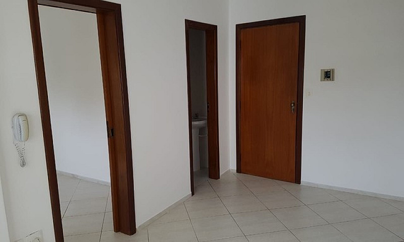 Requinte Imóveis Alu...