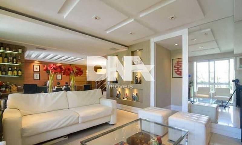 Apartamento-À Venda-...