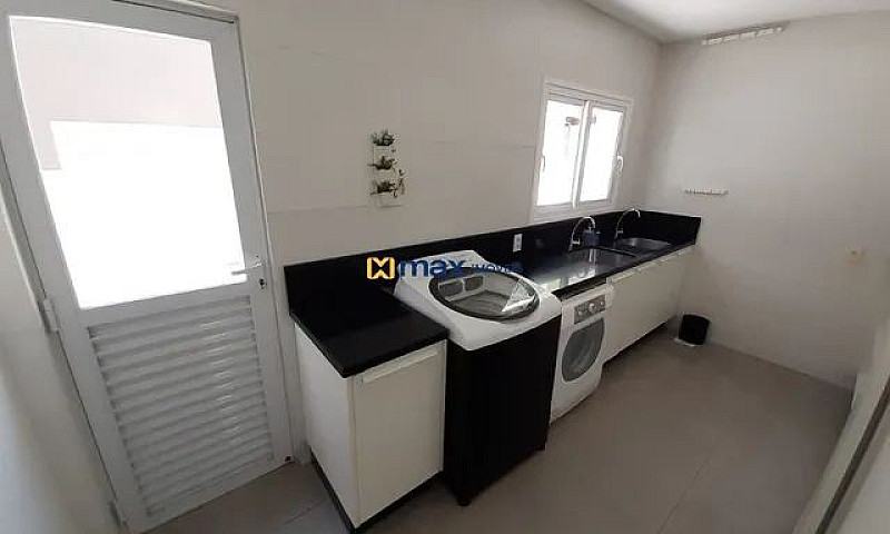 Itajaí - Casa Padrão...