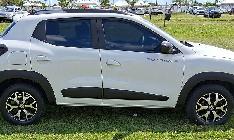 Kwid Outsider 2023...
