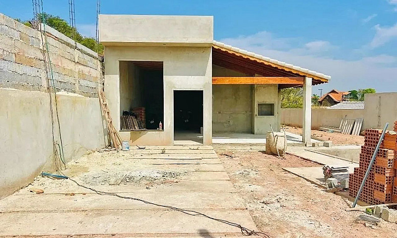 Casa Em Jundiaizinho...