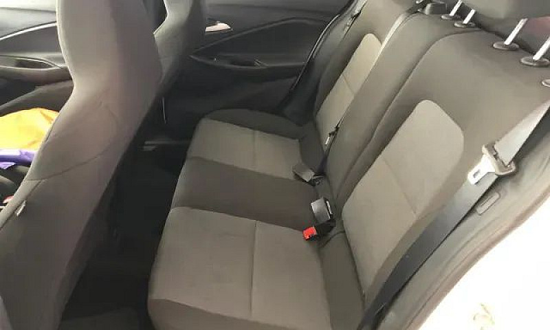 Chevrolet Onix 1.0...