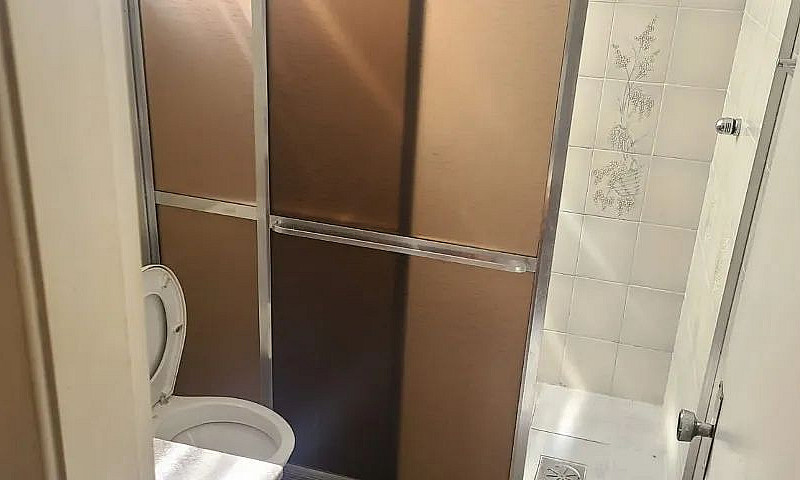 Casa De Vila Em Vila...