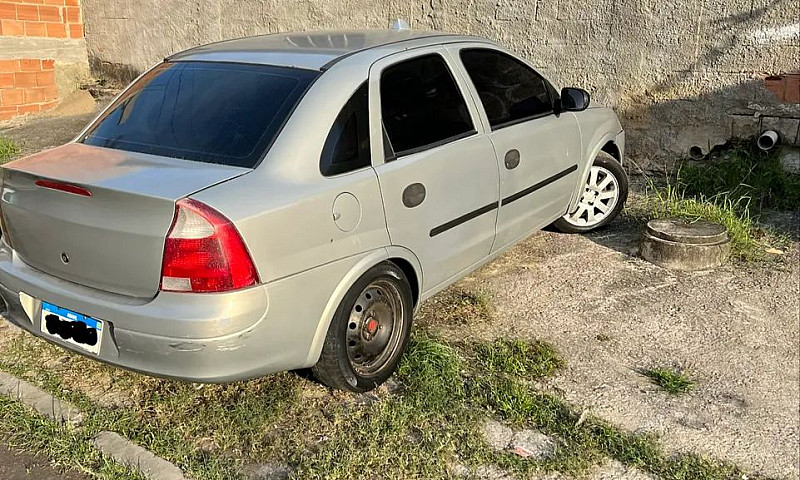 Chevrolet Corsa Seda...