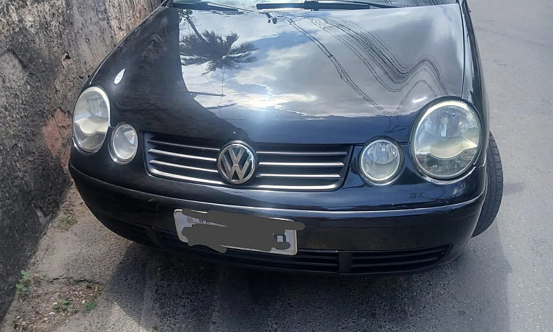 Polo 1.6 (71) *...