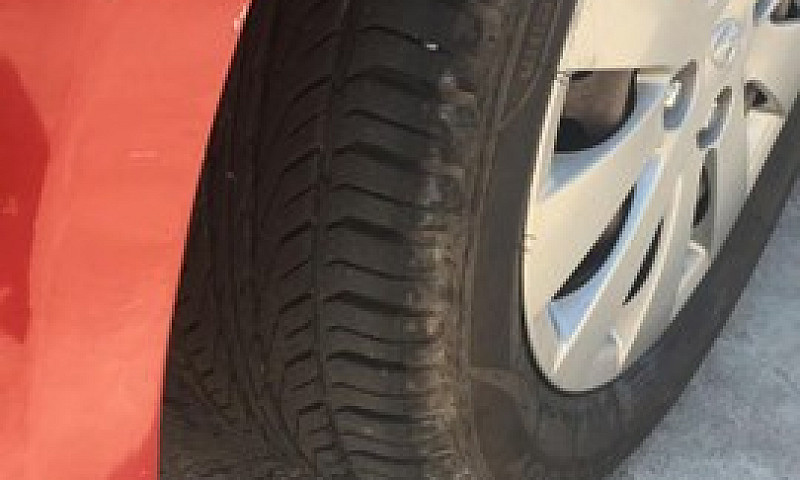 Vendo Esse Hb20 2013...