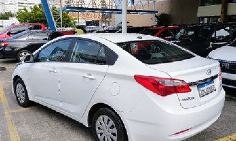 Hyundai Hb20S 1.6 - ...