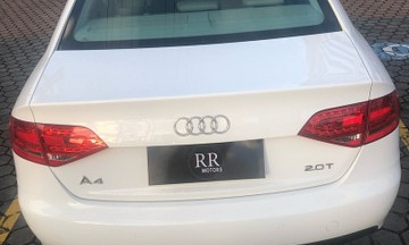 Audi A4 2012 Exclusi...