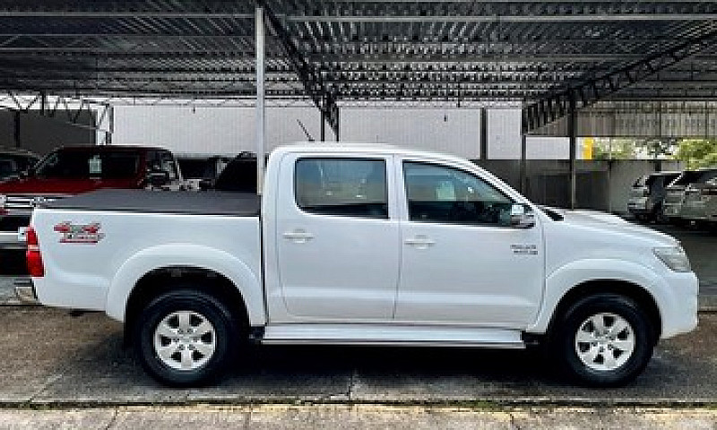 Hilux Srv 2015...