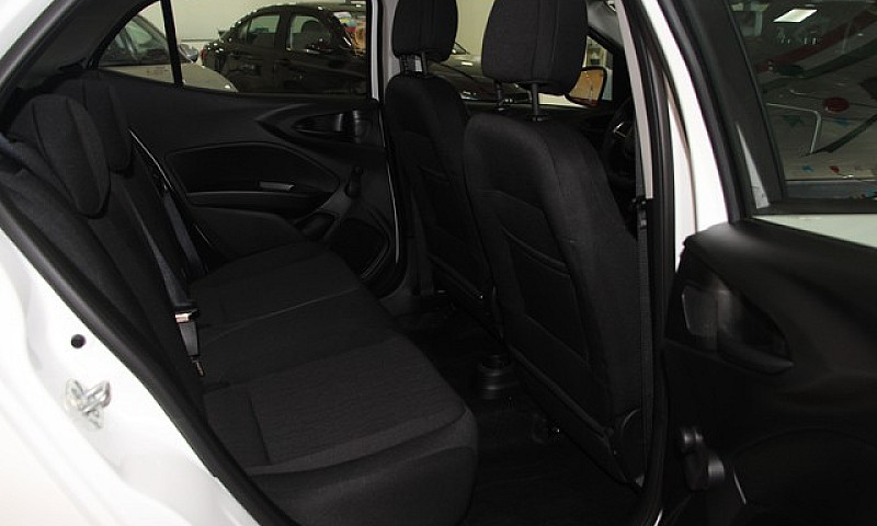 Fiat Argo 1.0 (Flex)...