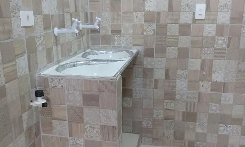 2 Casas Com Ponto Co...