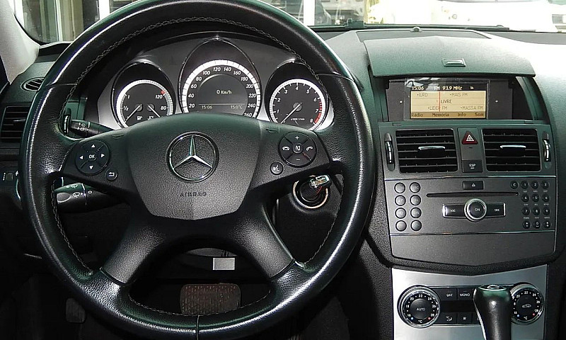 Mercedes-Benz C-200 ...
