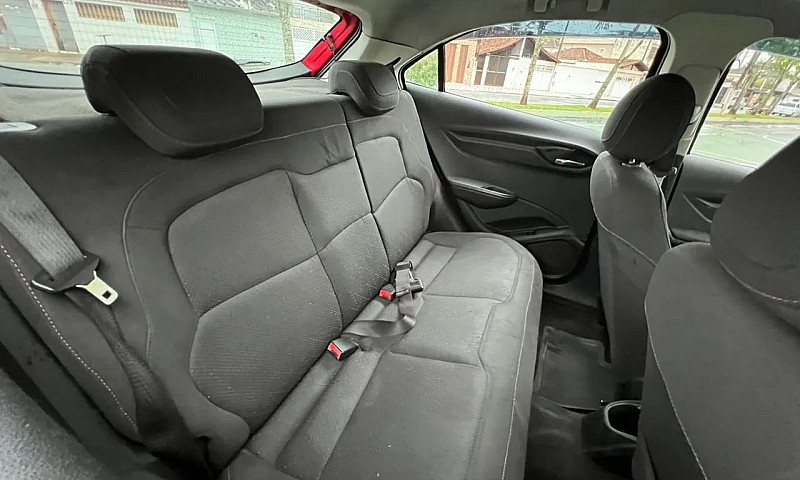 Chevrolet Onix Hatch...