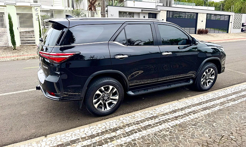 Toyota Hilux Sw4 Dia...