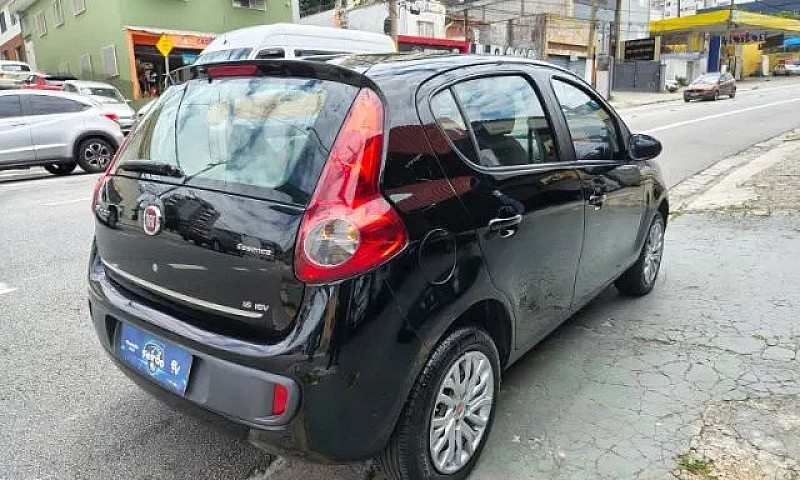 Fiat Palio Essence 1...
