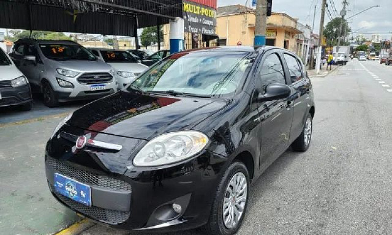 Fiat Palio Essence 1...