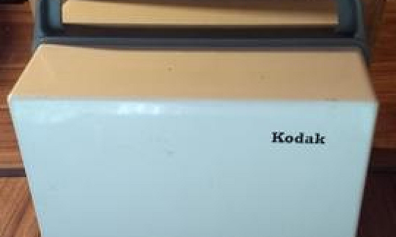Projetor Kodak Insta...