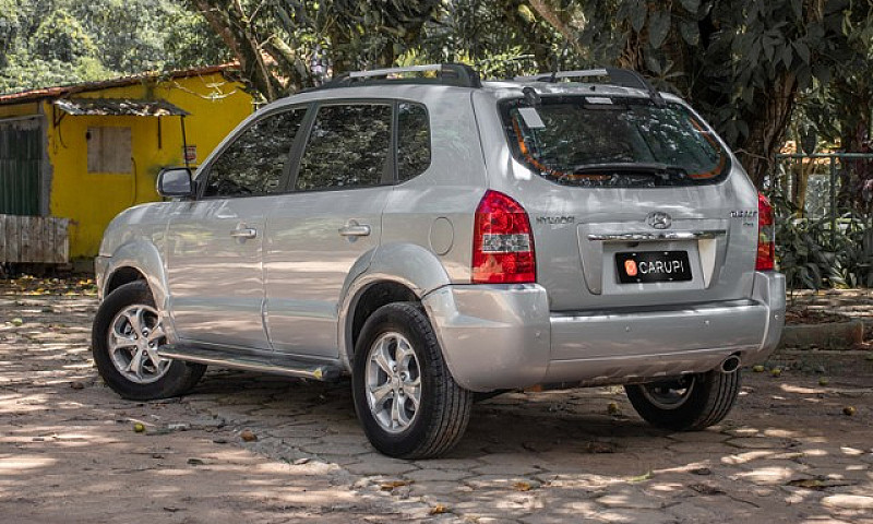 Hyundai Tucson Gls 2...