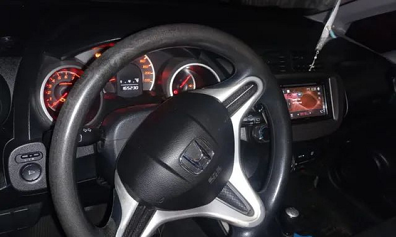 Honda Fit ...