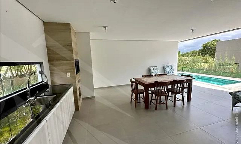 Casa Em Condomínio D...