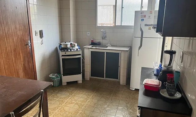 Quarto De República ...