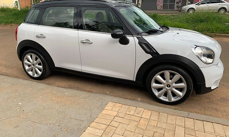 Mini Cooper Countrym...