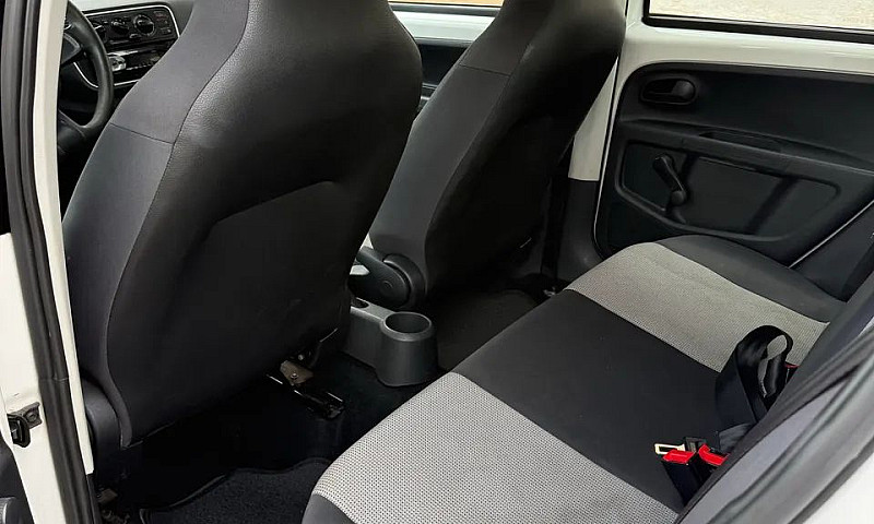 Volkswagen Up! Take ...