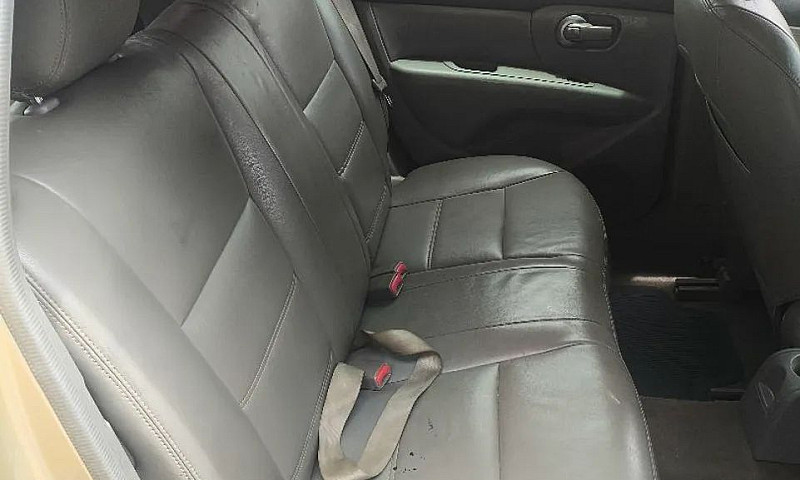 Nissan Livina S 1.6 ...