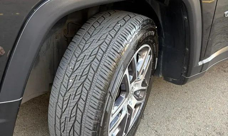 Jeep Compass Sport 2...