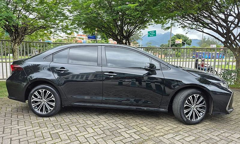 Toyota Corolla Xei 2...