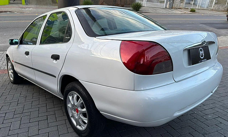 Ford Mondeo Clx 2.0I...