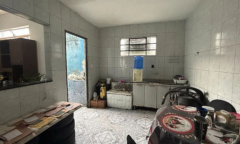Casa Com 2 Dormitóri...