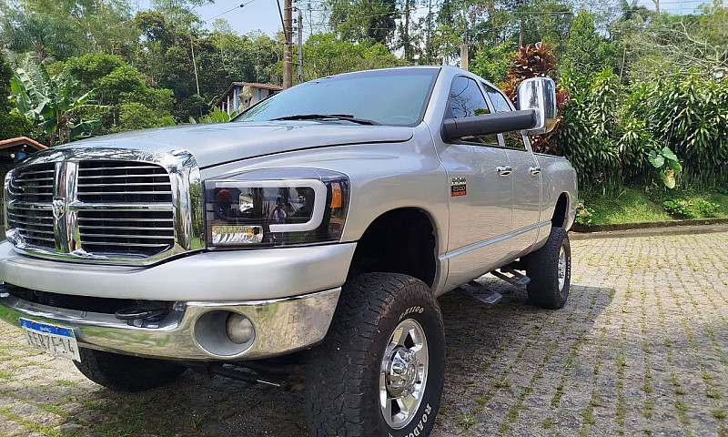 Dodge Ram 2500 Tropi...