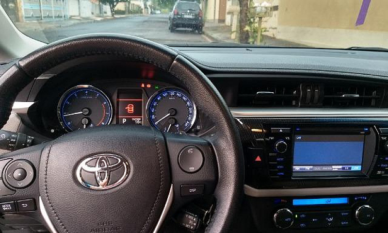 Toyota Corolla Xei...