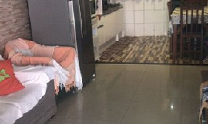 Vendo Casa No Bairro...