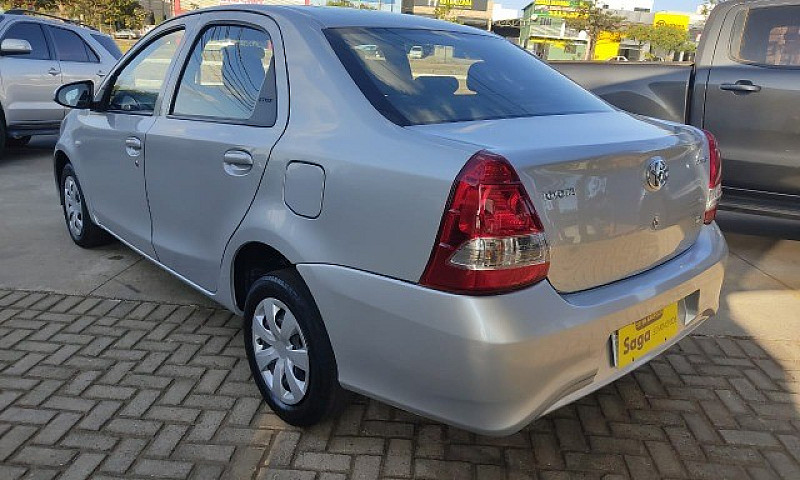 Etios Sedã 18/19...