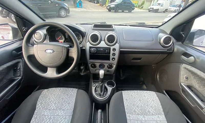 Ford Fiesta 1.6 Hatc...