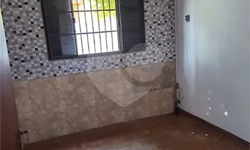 Casa Com 4 Quartos À...