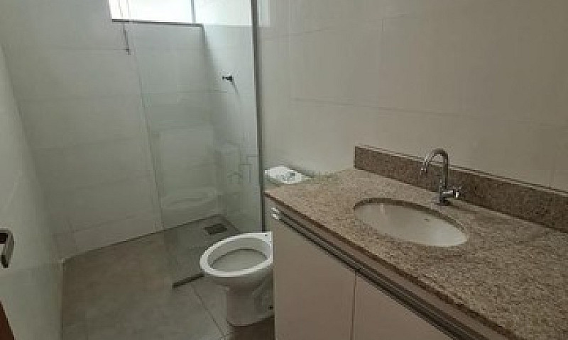 Casa Com 2 Quartos P...