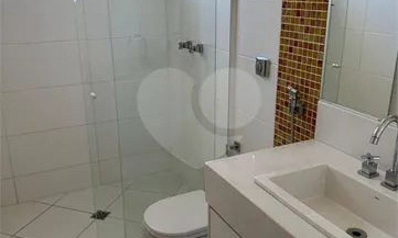 Casa Com 5 Quartos À...