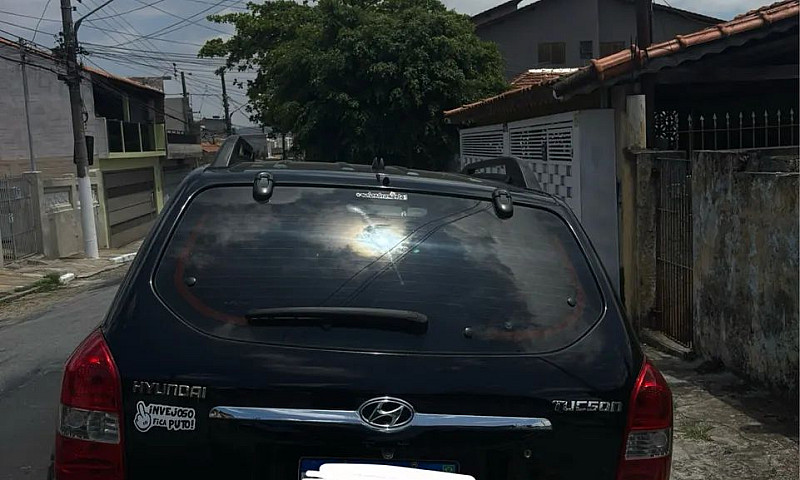 Hyundai Tucson 2.0 1...