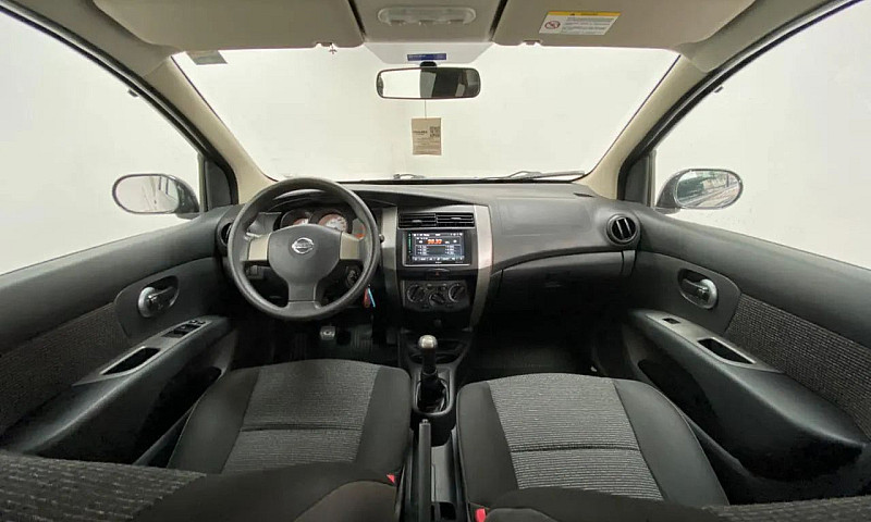 Nissan Livina 1.6 16...