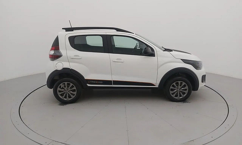 Fiat Mobi Trekking 1...