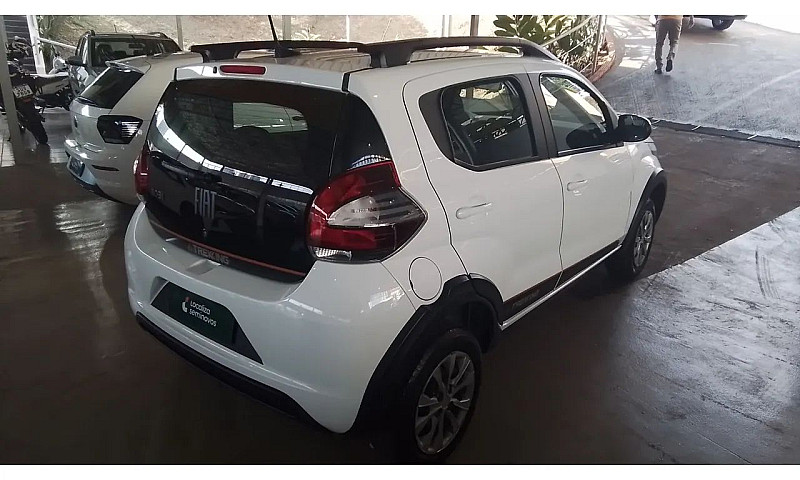 Fiat Mobi Trekking 1...