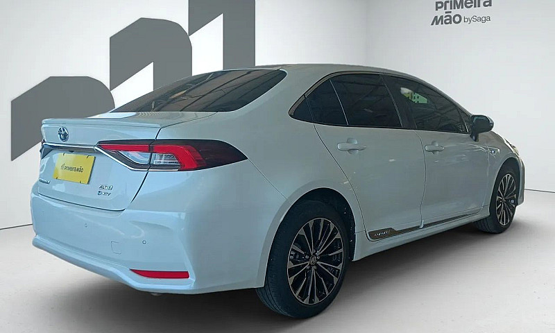 Toyota Corolla Altis...