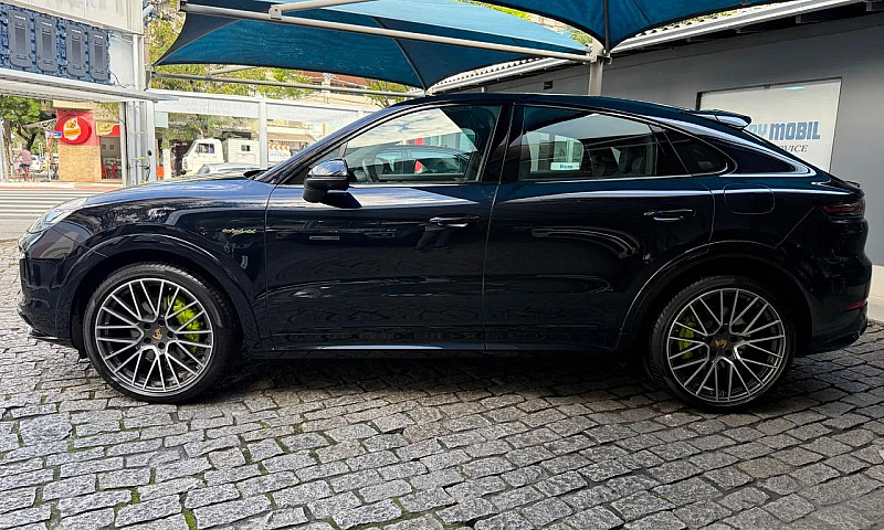 Porsche Cayenne Coup...
